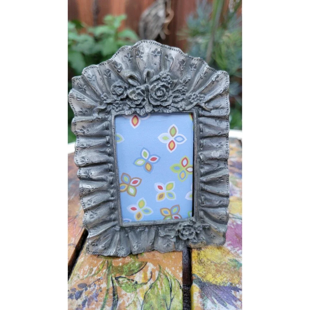 Victorian Pewter Picture Frame – Floral Rose Design, 3x2 Photo - Plus Plate